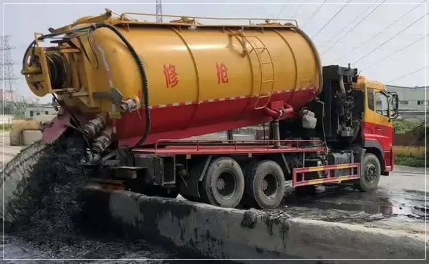乌拉特中旗沉淀池清理案例
